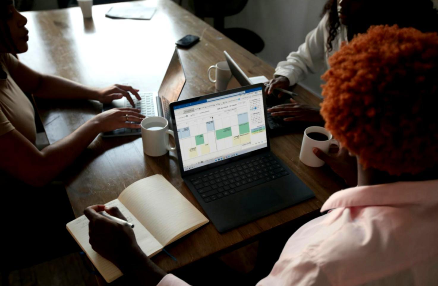 Flexible Lernumgebung mit verschiedenen digitalen Geräten